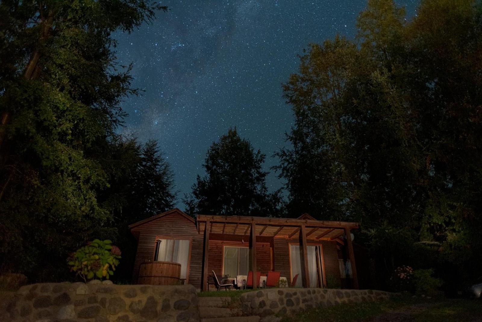 Cabanas Ayalen Con Vista Al Lago Pucon Exterior photo