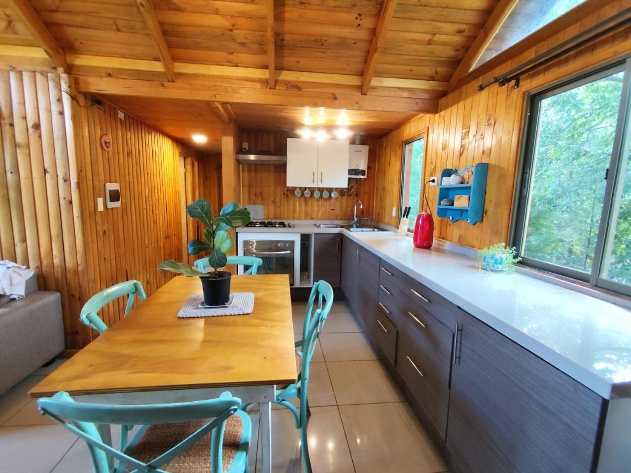 Cabanas Ayalen Con Vista Al Lago Pucon Exterior photo